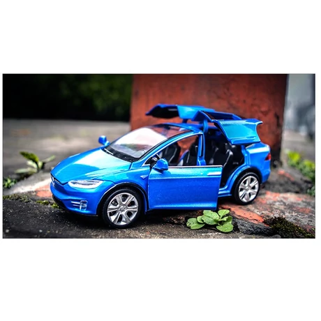 1:32 méretarányú Tesla Model X modellautó