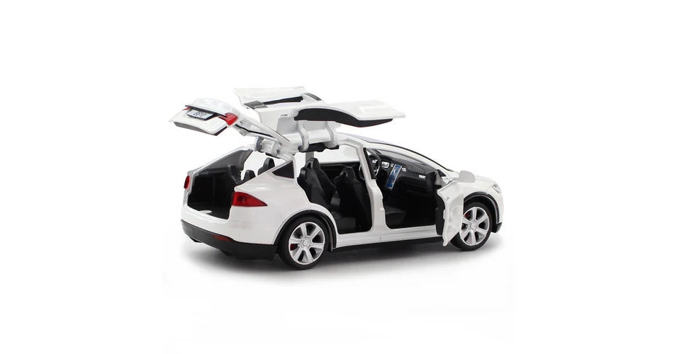 1:32 méretarányú Tesla Model X modellautó - 9.790 Ft